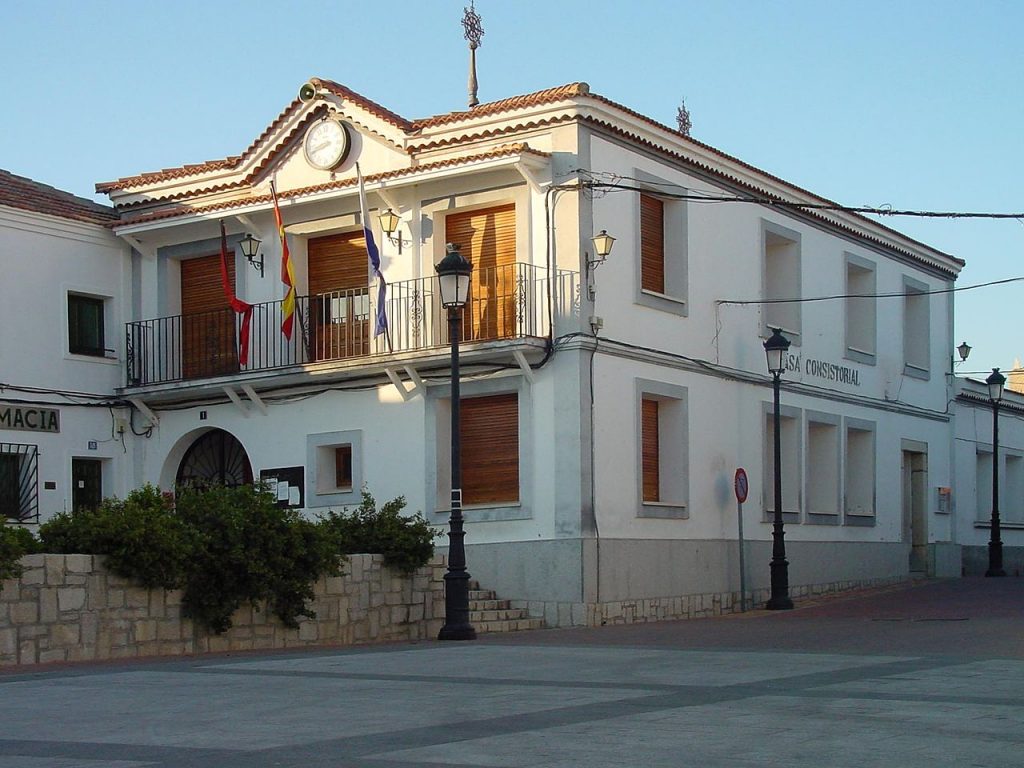 Antenista en Villamantilla